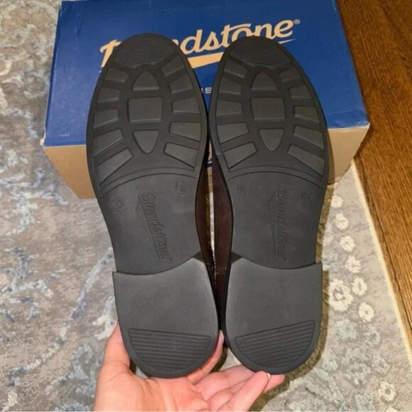 New Size 10 Blundstone Ankle Boots Chestnut Brown - Picture 4 of 7